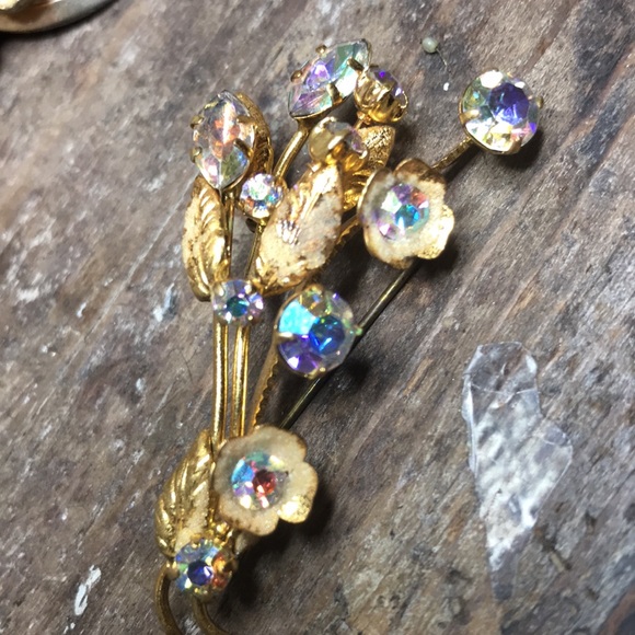 Austrian vintage Rhinestone Pin - Picture 12 of 12